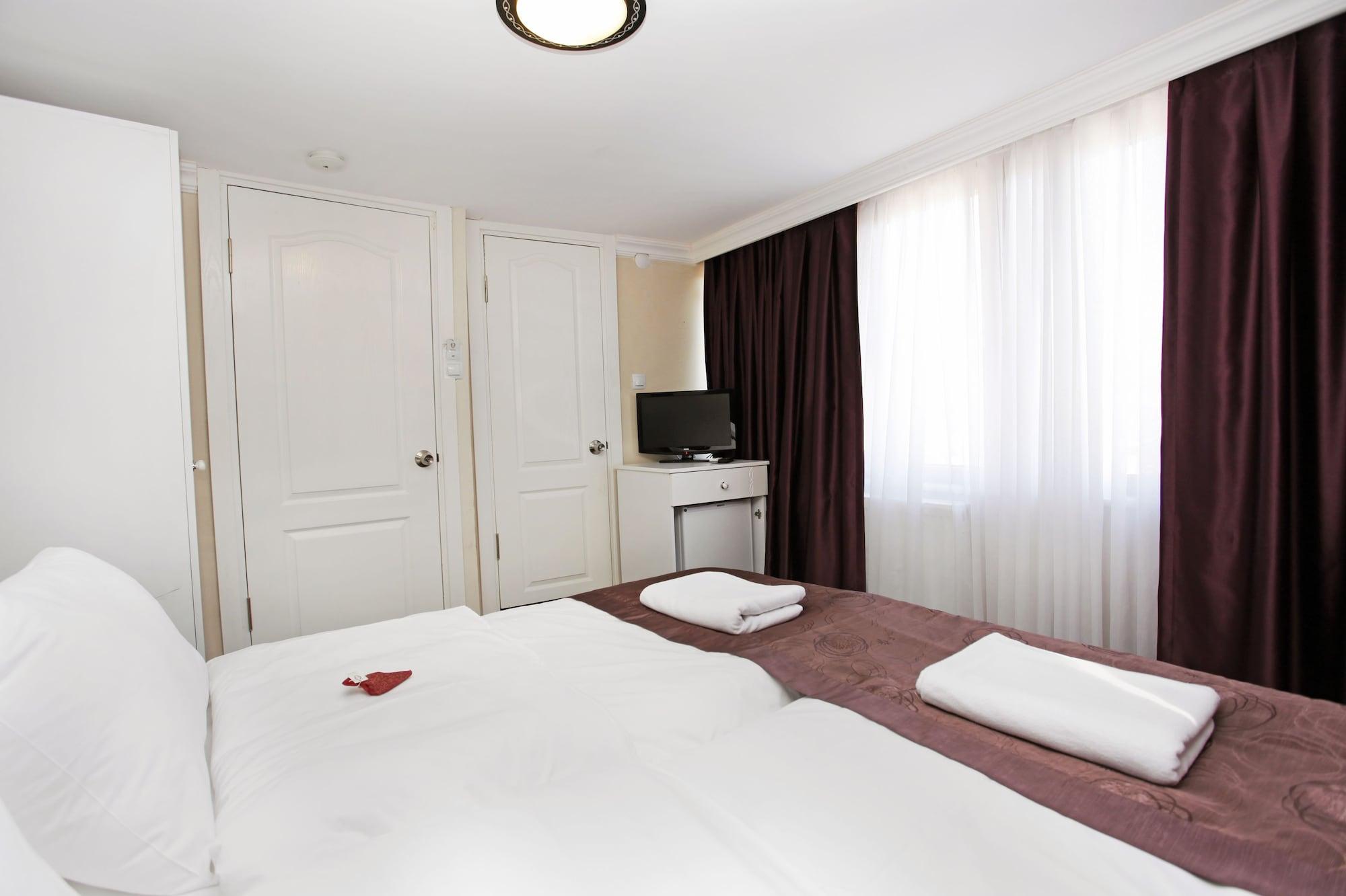 Spinel Hotel - Old City Istanbul Exterior photo